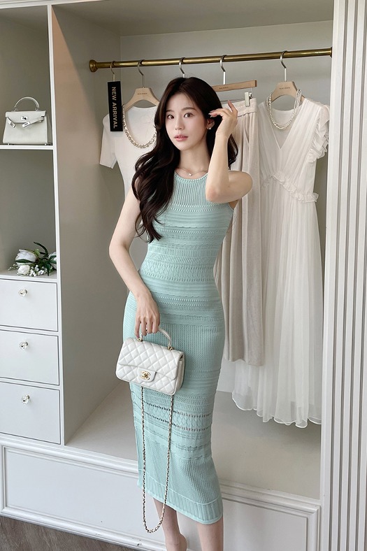 (Imported) Hera Slim Sleeveless Long Dress